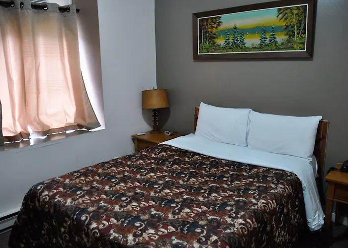 Hotel Ste-Catherine Montreal